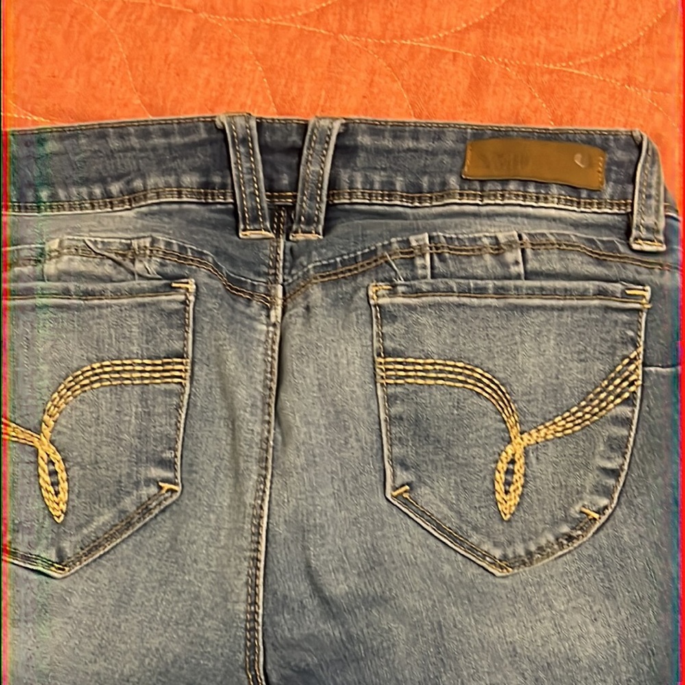Jeans - Picture 5 of 5